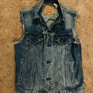 Levis Denim Vest Jacket  Men Size Medium Women L